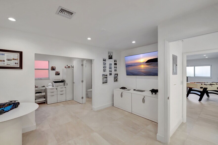 More Photos Of 337 Alcazar Ave, Coral Gables Office For Lease