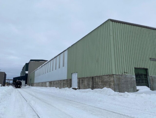 More Photos Of 52 Spruce Rd, Easton Distribution For Sale