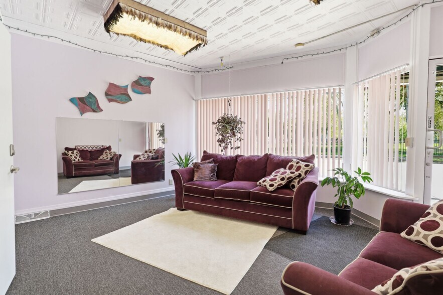 More Photos Of 856 Ridge Rd, Lackawanna Apartments For Sale