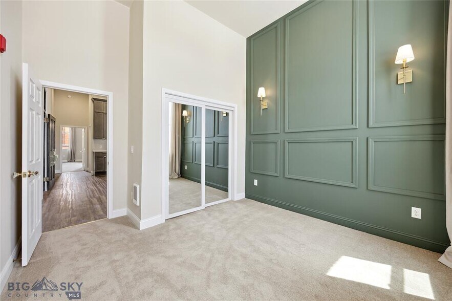 More Photos Of 140 W Park St, Butte Apartments For Sale