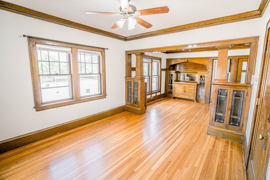 More Photos Of 990 Grand Ave, Saint Paul Apartments For Sale