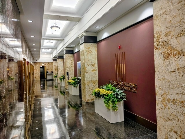 More Photos Of 50 E Washington St, Chicago Office For Sale