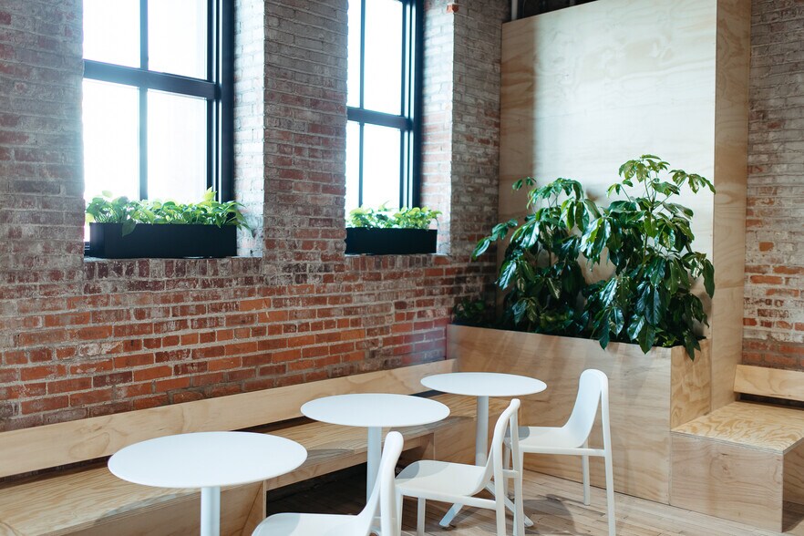 More Photos Of 1229 Millwork Ave, Omaha Office For Lease