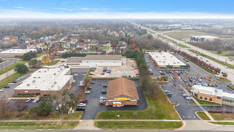 More Photos Of 5625-5655 18 Mile Rd, Sterling Heights Storefront For Sale