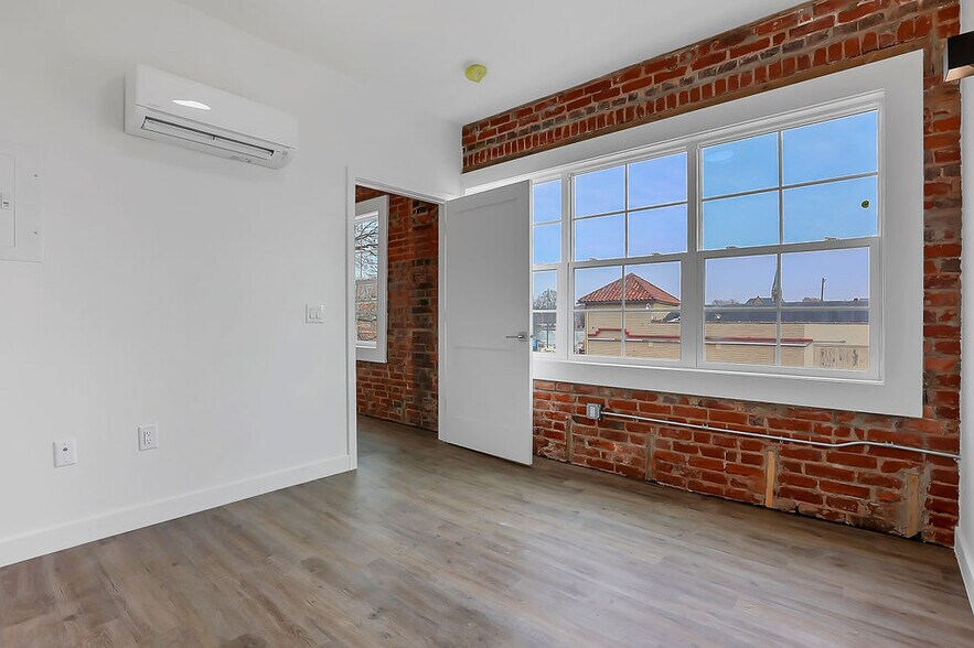 More Photos Of 595 E Broad St, Columbus Apartments For Sale
