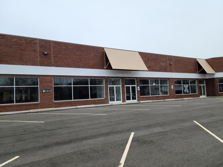More Photos Of 937 State St, Bridgeport Storefront For Sale