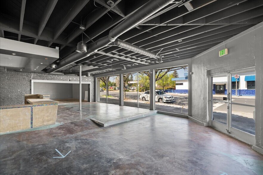 More Photos Of 935-965 Brewster Ave, Redwood City Storefront Retail Office For Lease