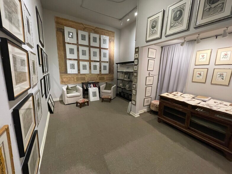 More Photos Of 1903 Cahaba Rd, Mountain Brook Storefront For Lease