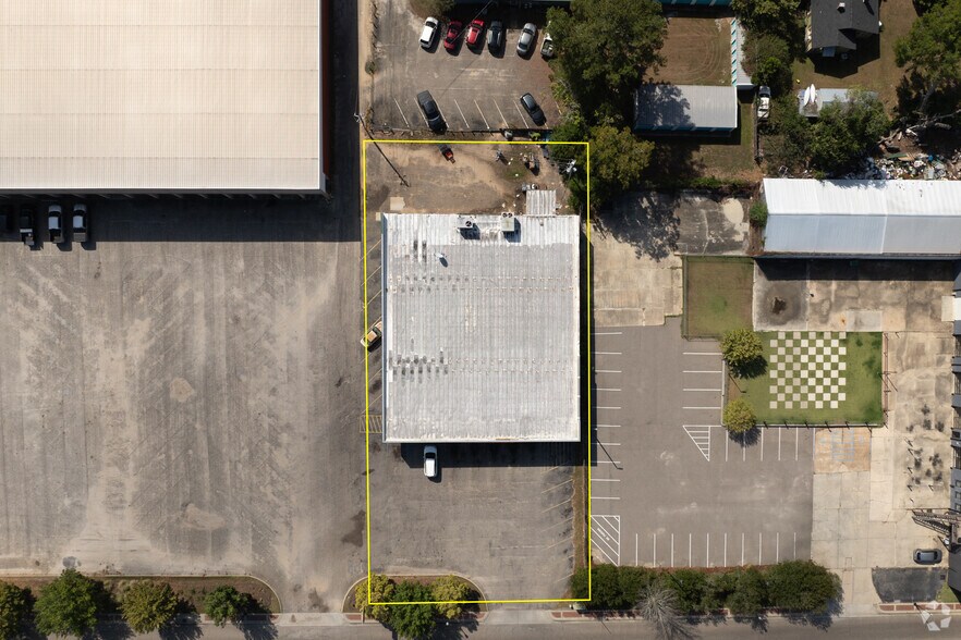 More Photos Of 225 Church St, Andalusia Freestanding For Sale