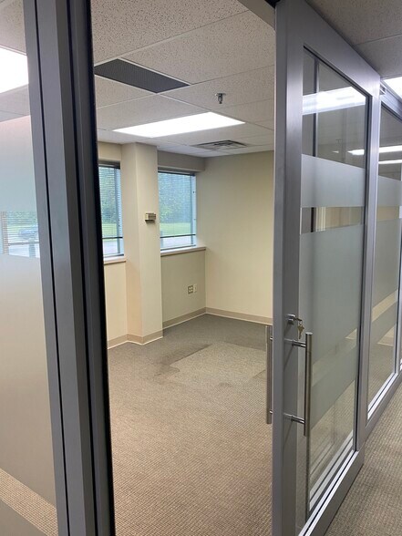 More Photos Of 303 Corporate Center Dr, Vandalia Office For Lease