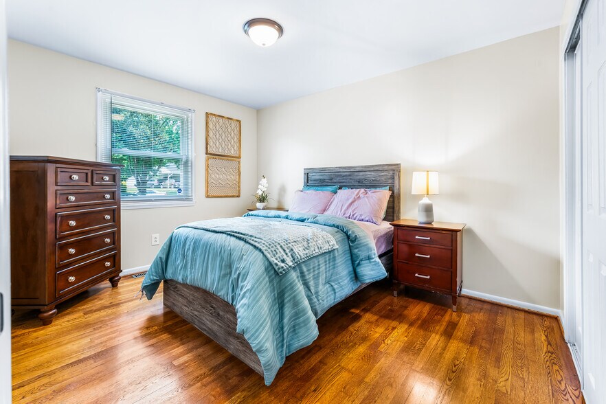 More Photos Of 208 Prenton St, Upper Marlboro Healthcare For Sale