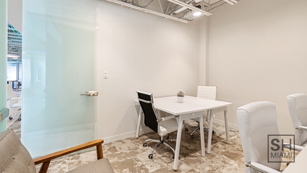 More Photos Of 820 W 41st St, Miami Beach Coworking Space