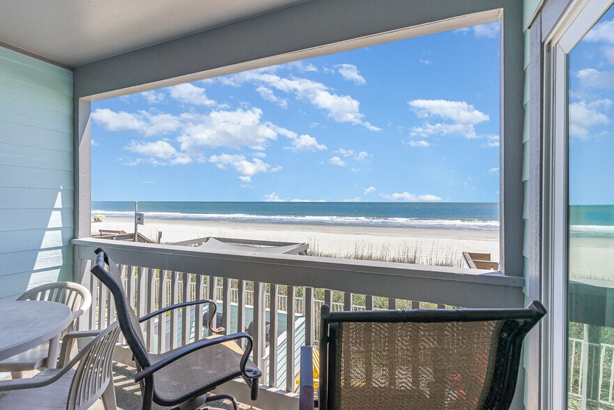 More Photos Of 1011 S Ocean Blvd, Surfside Beach Hotel For Sale