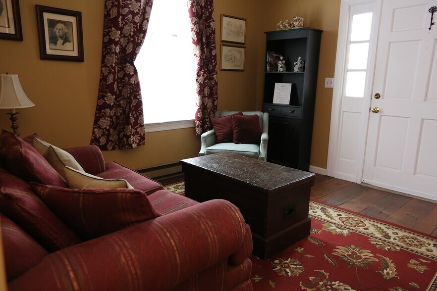 More Photos Of 146 Main St, Stanardsville Hospitality For Sale
