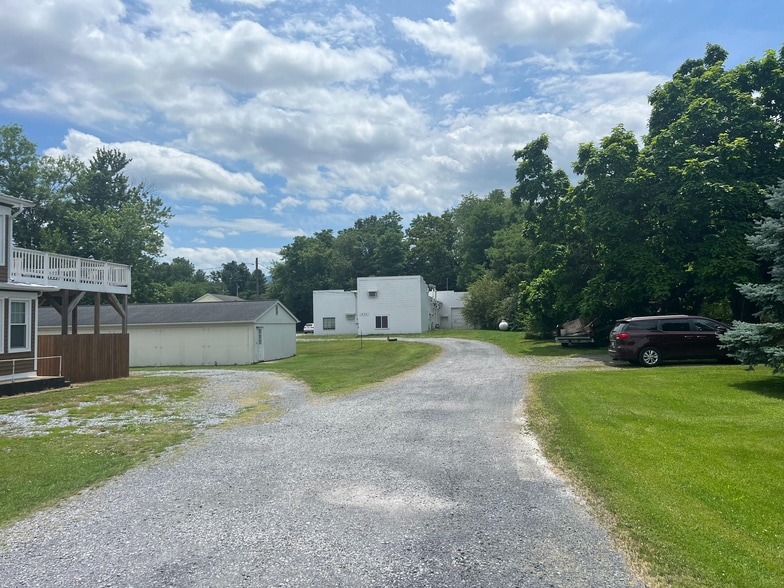 More Photos Of 1134 E Main St, Luray Service For Sale