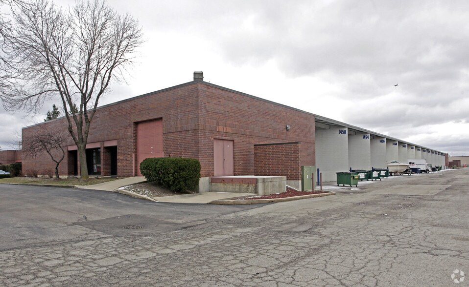 More Photos Of 1450-1484 Elmhurst Rd, Elk Grove Village Unknown For Lease