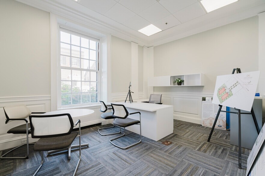 More Photos Of 32-40 Court St, Plymouth Office For Lease