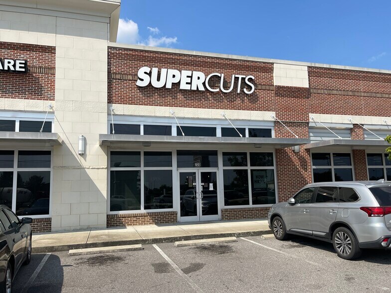 More Photos Of 720 15th St E, Tuscaloosa Storefront Retail Office For Lease