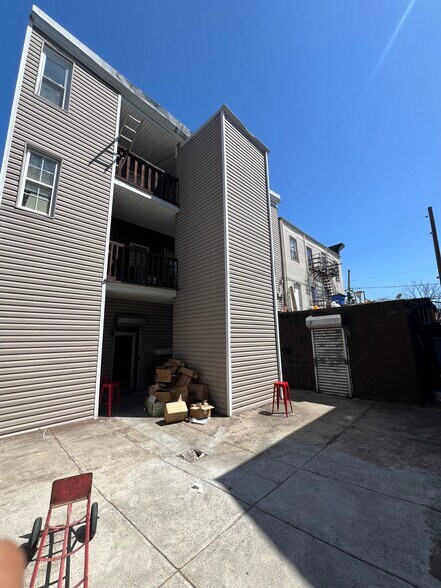 More Photos Of 304-306 S Orange Ave, Newark Storefront Retail Residential For Sale