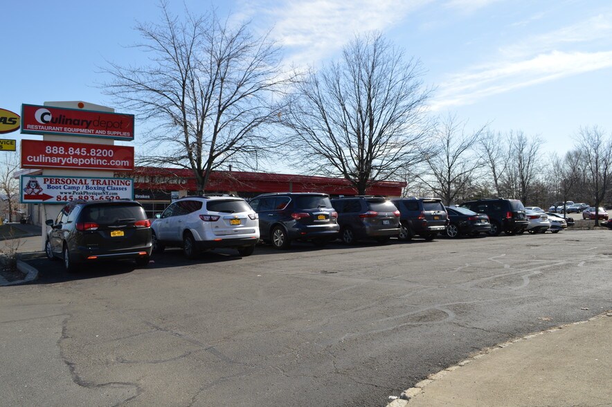 More Photos Of 233 W Route 59, Nanuet Storefront For Lease