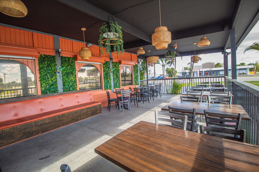 More Photos Of 4400 Hancock Bridge Pky, North Fort Myers Restaurant For Sale