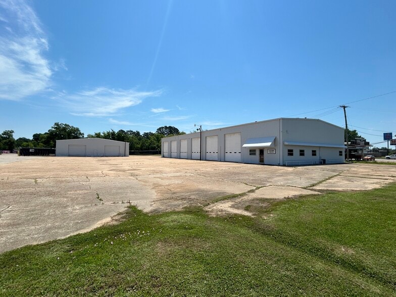 Primary Photo Of 246-248 N Pearson Rd, Jackson Warehouse For Lease