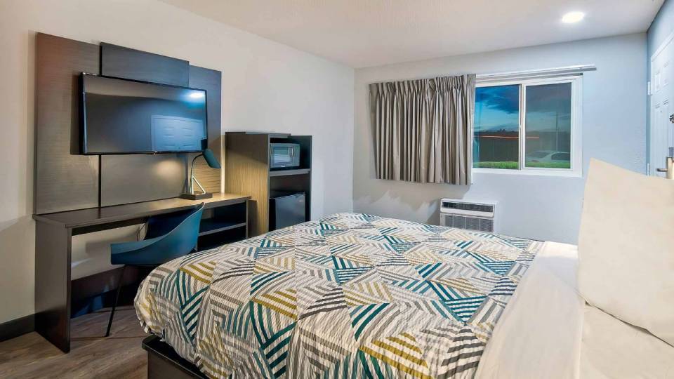 More Photos Of 1455 Enterprise St, Vallejo Hotel For Sale