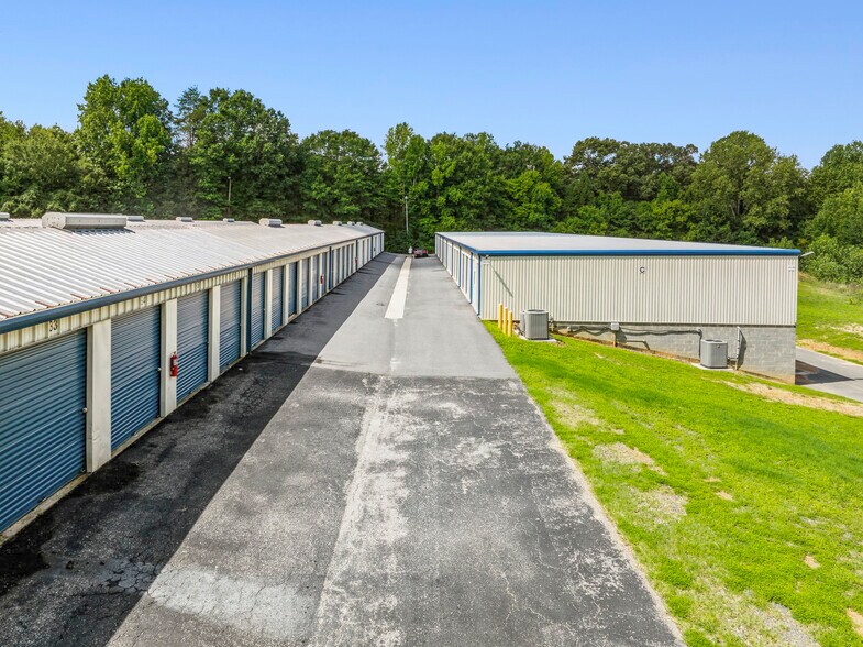 More Photos Of 124 Patrick Rd, Gastonia Self Storage For Sale