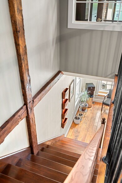 More Photos Of 8 Essex St, Salem Office For Sale