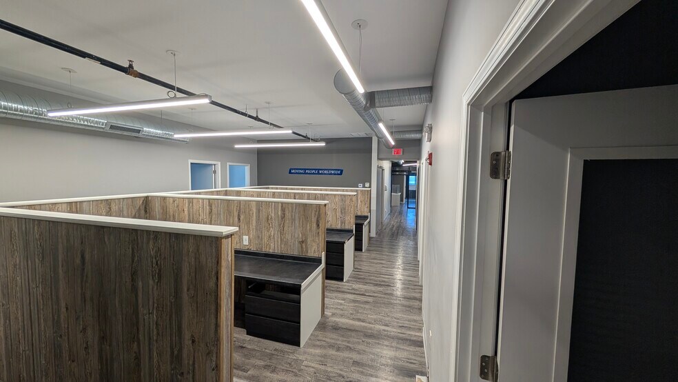 More Photos Of 2301 N Meridian St, Indianapolis Medical For Lease