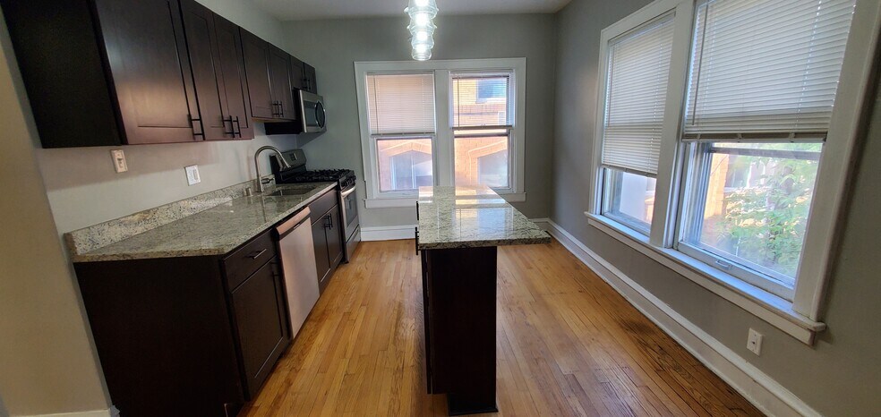 More Photos Of 2706 N Frederick Ave, Milwaukee Apartments For Sale