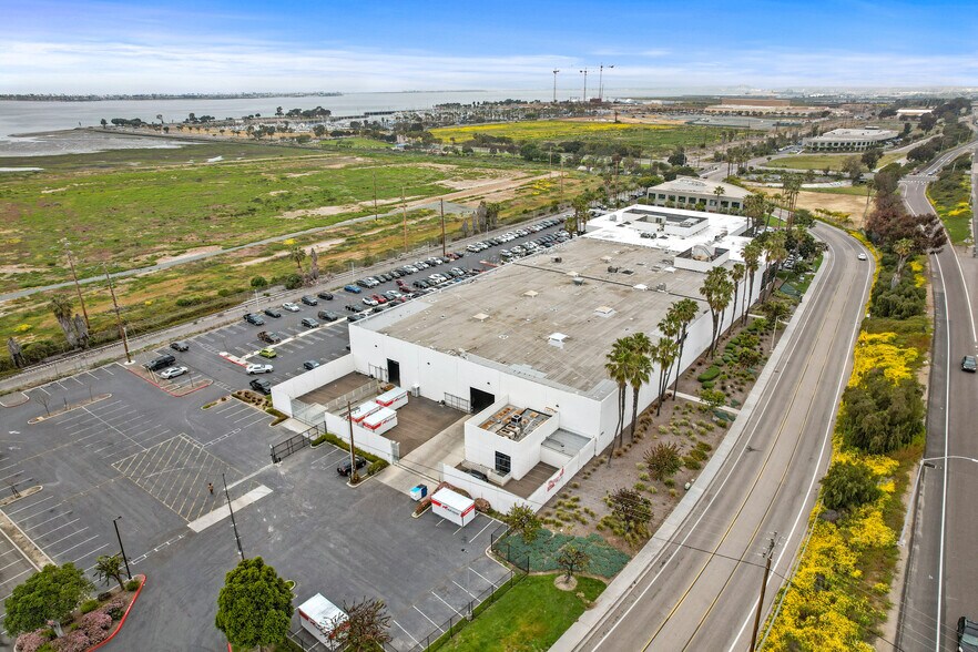 More Photos Of 780-784 Bay Blvd, Chula Vista Light Distribution For Lease
