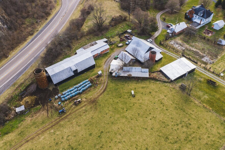 More Photos Of 230 Barn Ave, North Tazewell Land For Sale