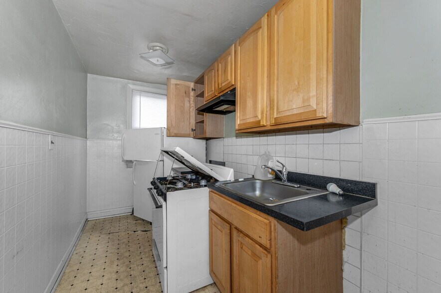 More Photos Of 4208 Foote St NE, Washington Apartments For Sale