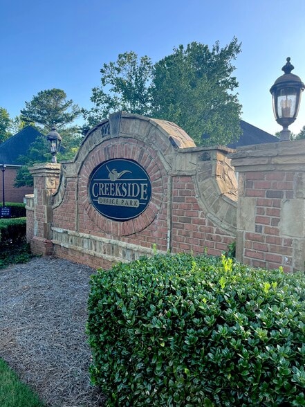 More Photos Of 295 W Crossville Rd, Roswell Office For Lease