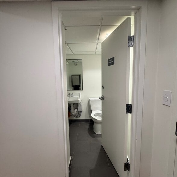 More Photos Of 42 Chauncy St, Boston Apartments For Sale