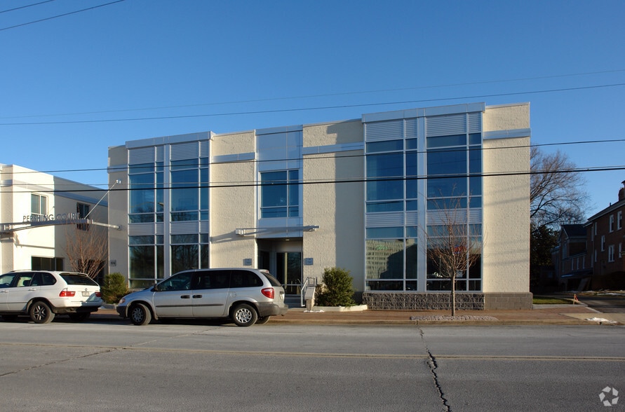 More Photos Of 804 Pershing Dr, Silver Spring Medical For Lease