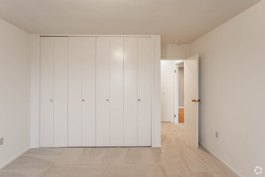 More Photos Of 6315 Forbes Ave, Squirrel Hill Apartments For Lease