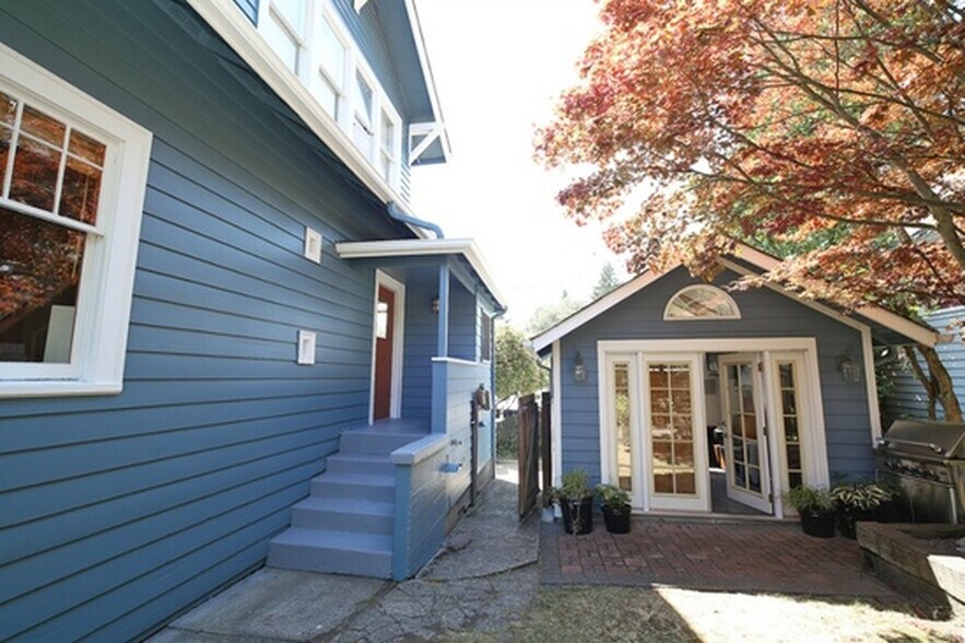 More Photos Of 1302 N 49th St, Seattle Apartments For Sale