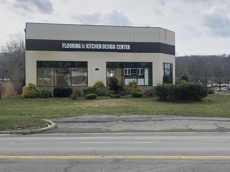 More Photos Of 267 Saw Mill River Rd, Elmsford Freestanding For Sale