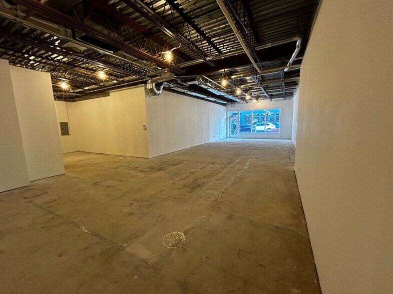 More Photos Of 334-340 Main St, Beacon Storefront Retail Office For Lease