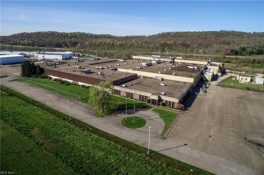 More Photos Of 17226 Industrial Hwy, Caldwell Warehouse For Sale