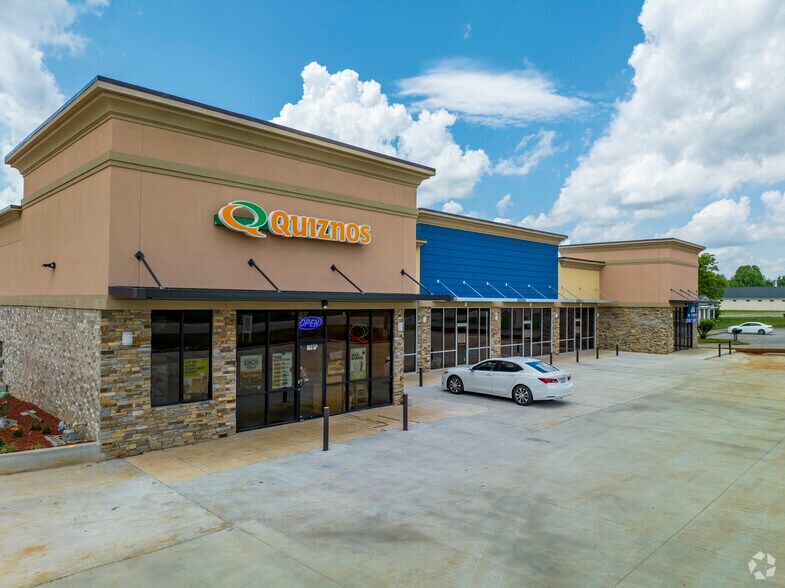 Primary Photo Of 5095 Moores Mill Rd, Huntsville Storefront Retail Office For Lease