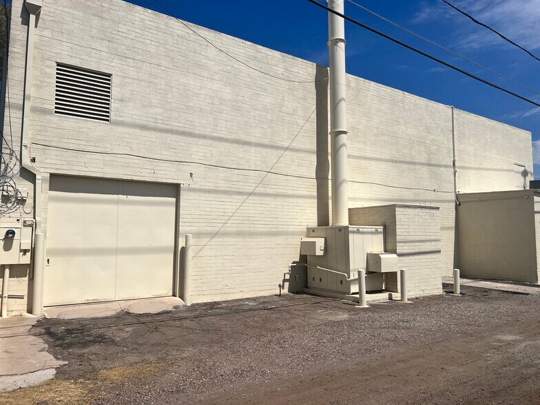 More Photos Of 629 E Chandler Blvd, Chandler Freestanding For Lease