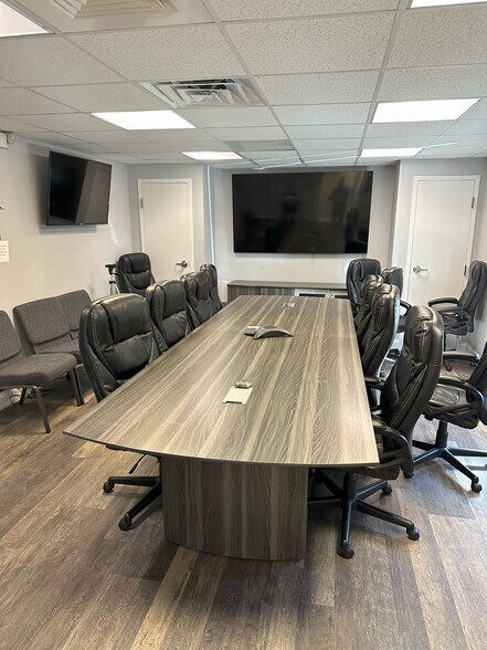 More Photos Of 128 W Charlotte Ave, Punta Gorda Office Residential For Sale