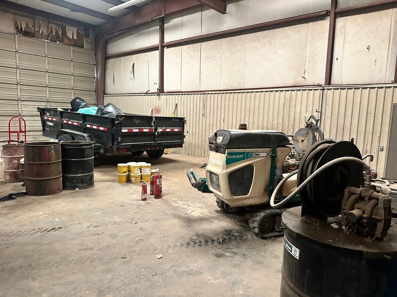 More Photos Of 103 US-190 Hwy, Eldorado Manufacturing For Sale