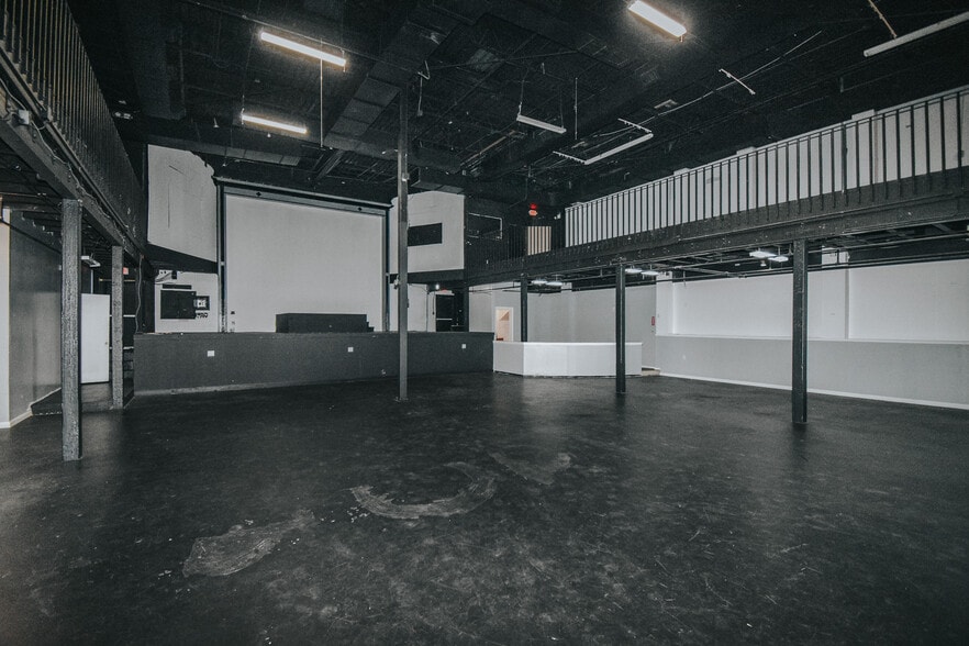 More Photos Of 4106 Houston Hwy, Victoria General Retail For Sale