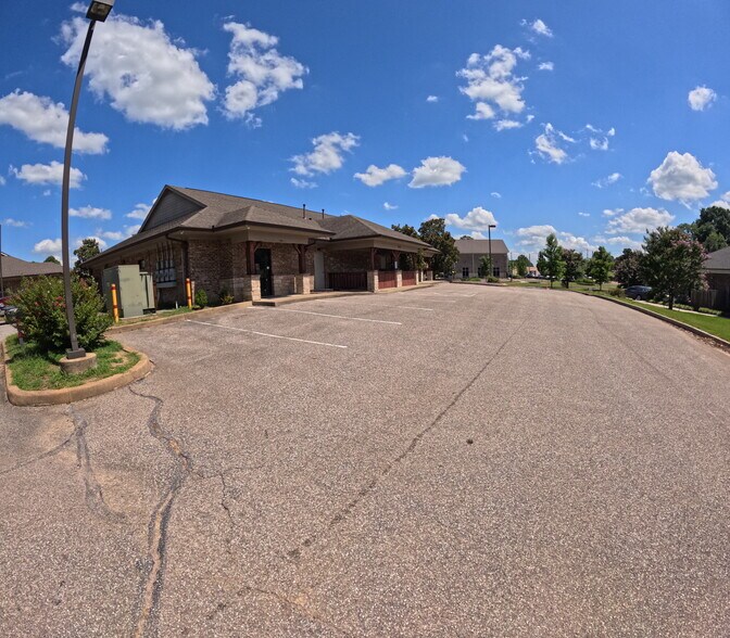 Primary Photo Of 11870 Cranston Dr, Arlington Office For Lease