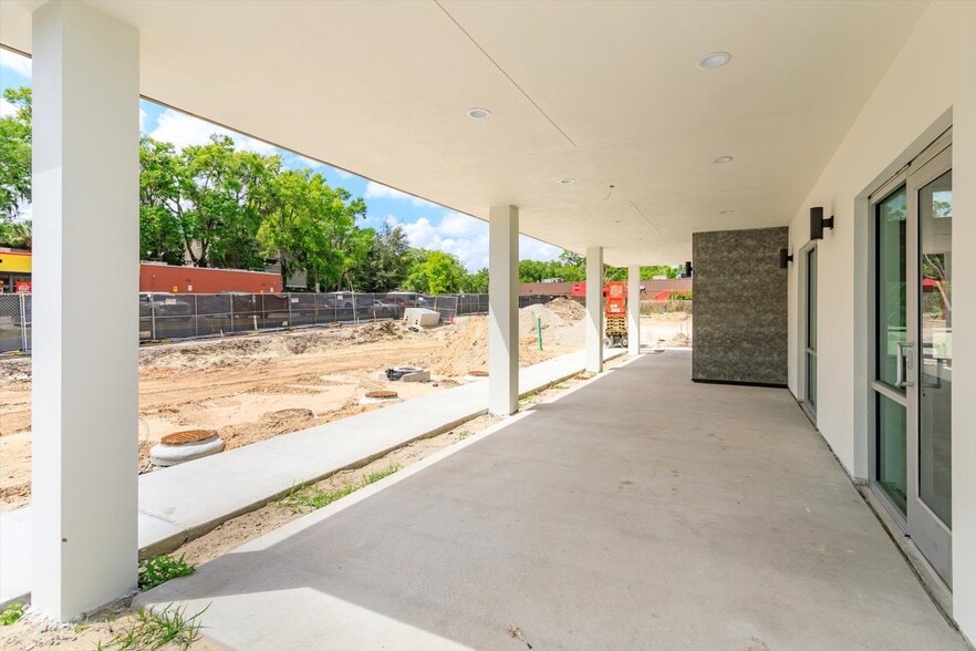 More Photos Of 286 Douglas Ave, Altamonte Springs General Retail For Lease