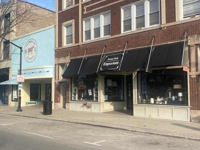 More Photos Of 7345 Madison St, Forest Park Apartments For Lease